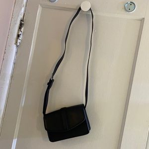 Cute little crossbody.